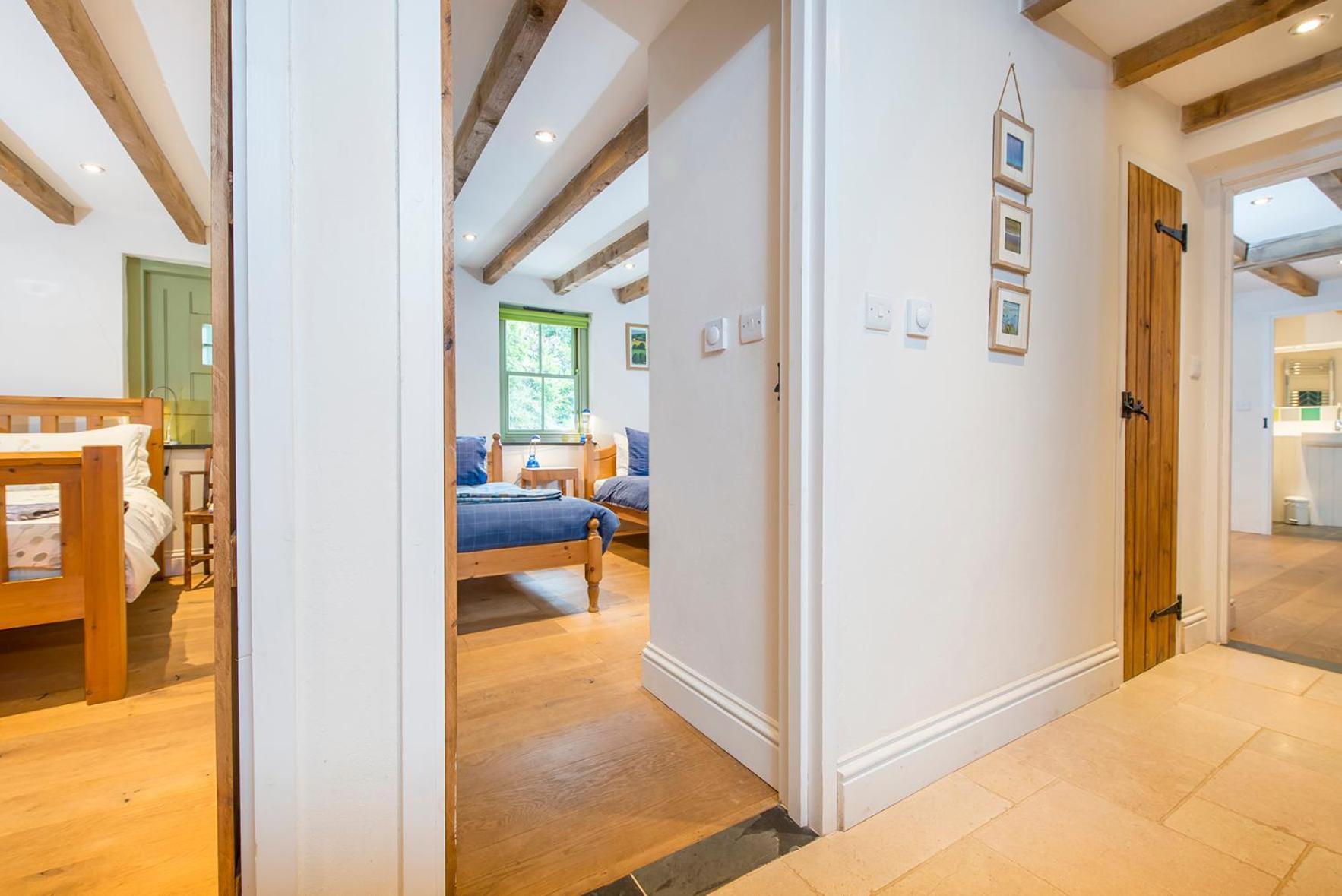 Sloop Inn Cottage Хавърфордуест Екстериор снимка